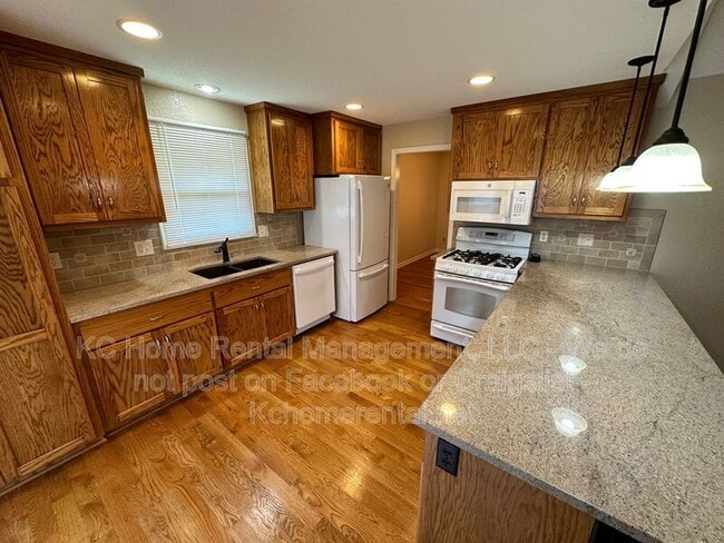 Photo - 6119 Cottonwood Dr