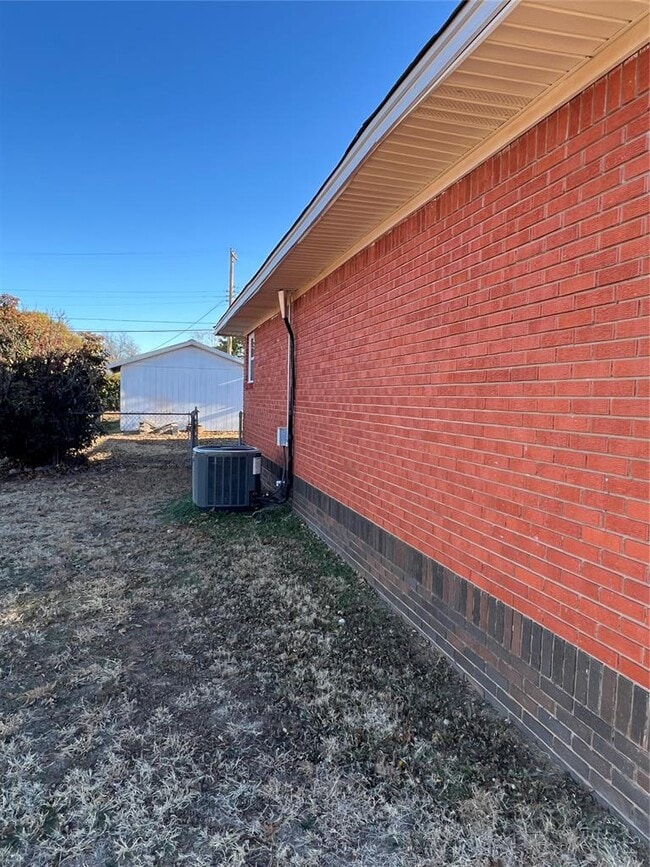 Photo - 1724 N Lee St