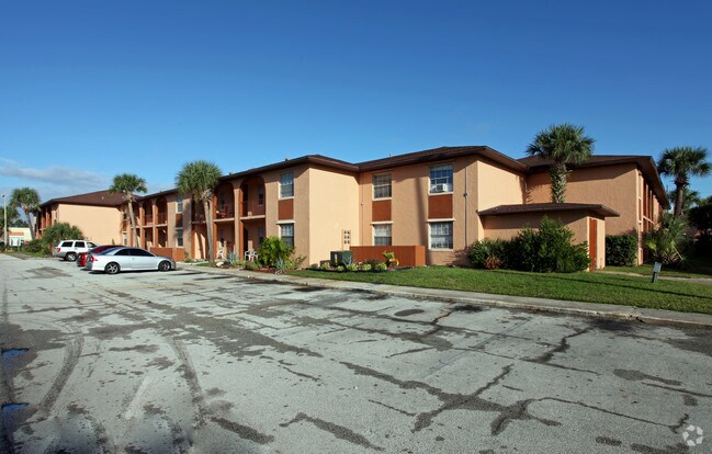 Summerset At International Crossing - Summerset At International Crossing Apartments