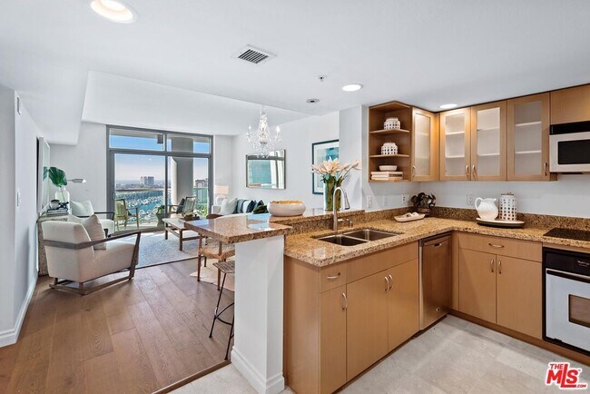 Photo - 13700 Marina Pointe Dr Unit 1414