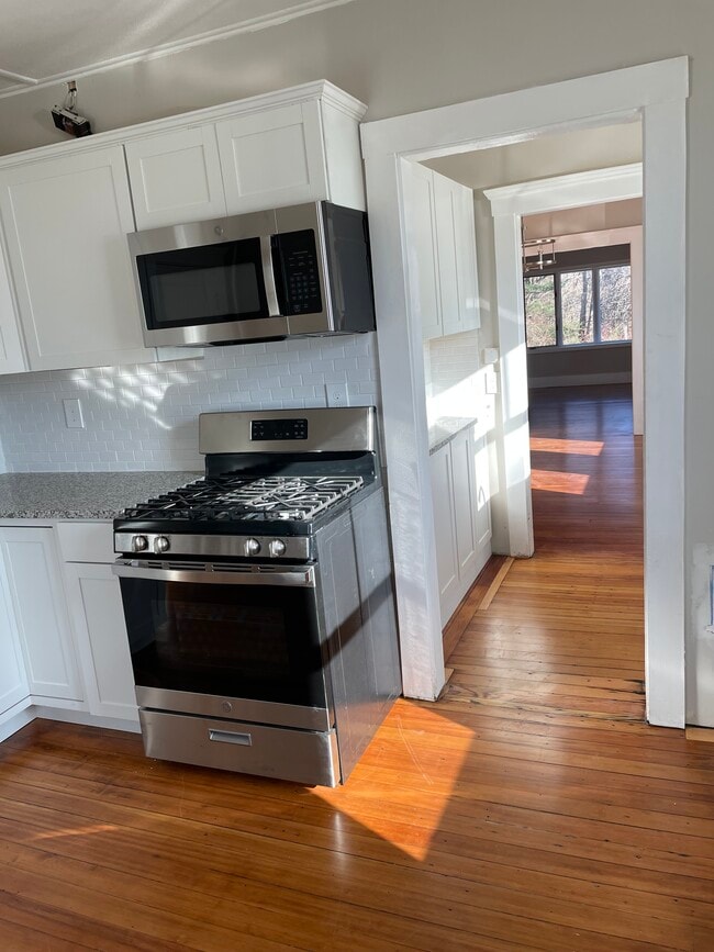 Photo - 105 Fox Hill Rd Unit 1