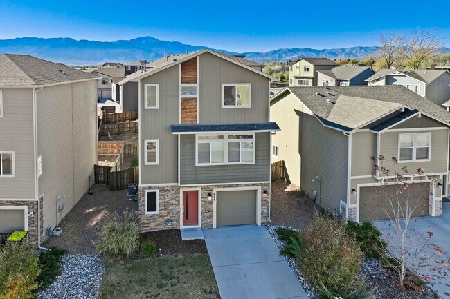 Photo - Modern 3bd Home Near Peterson AFB on Power...