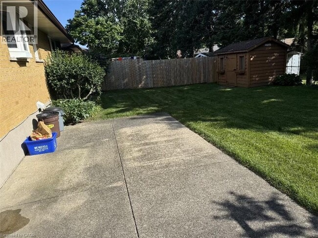 Photo - 23 Elkington Dr