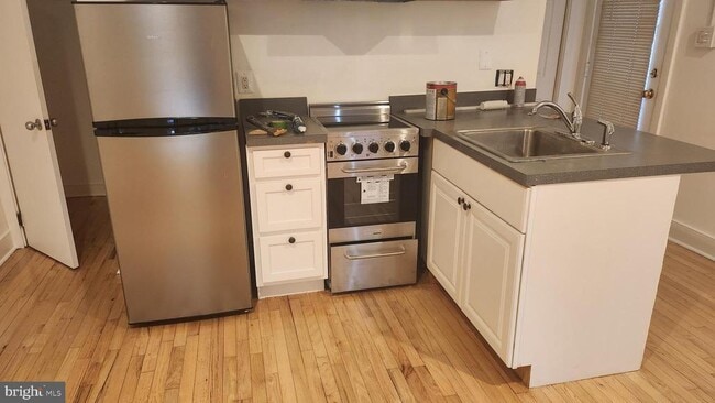 Photo - 459 M St NW Unit A