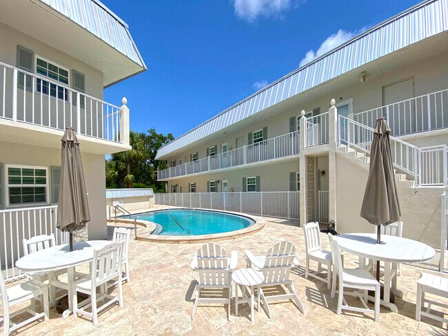 Photo - 900 Jasmine Ln Unit 9a