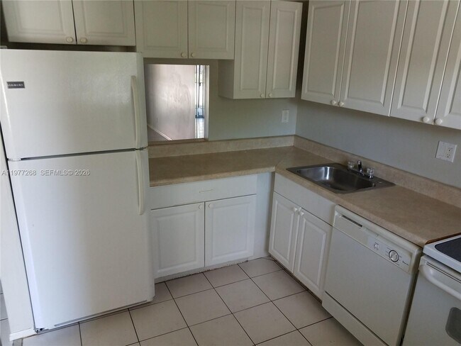 Photo - 8605 W Sample Rd Unit 111