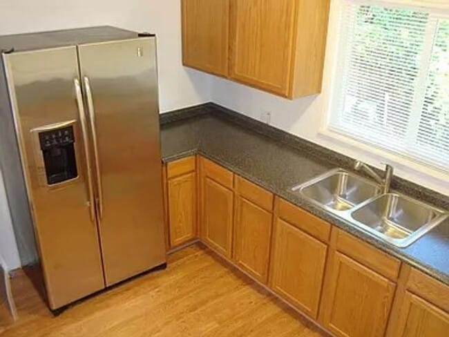 Photo - 320 Park Ave