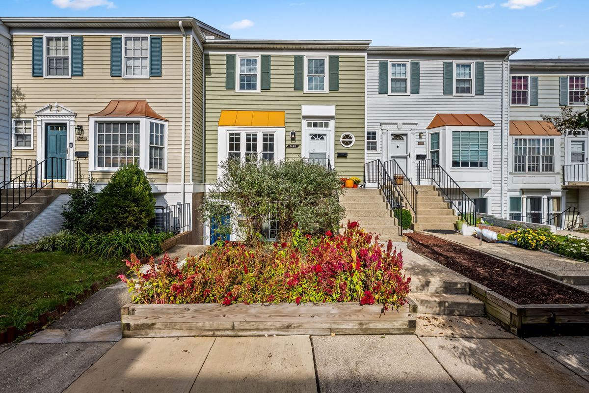 Photo - 1448 Blockton Ct