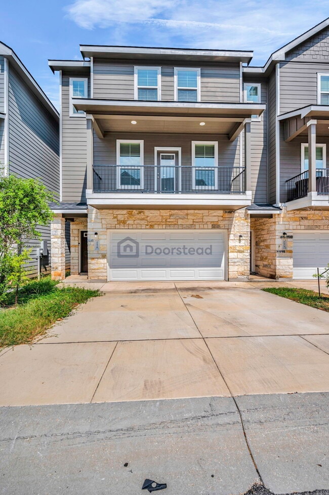 Photo - 21518 Sir Walter Ln