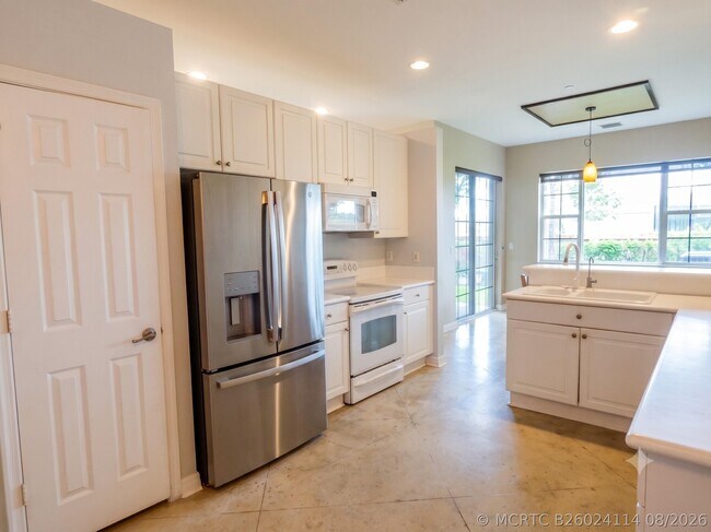 Photo - 30 Beechdale Ln