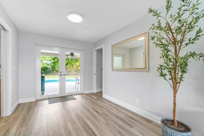 Photo - 1031 SW 11th St Casa