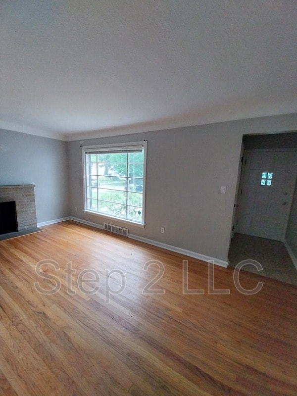 Photo - 20090 Green Oak Dr