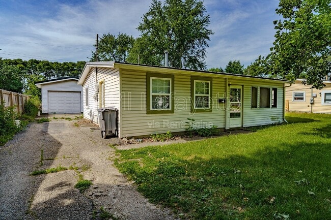 Photo - 2760 Medford St