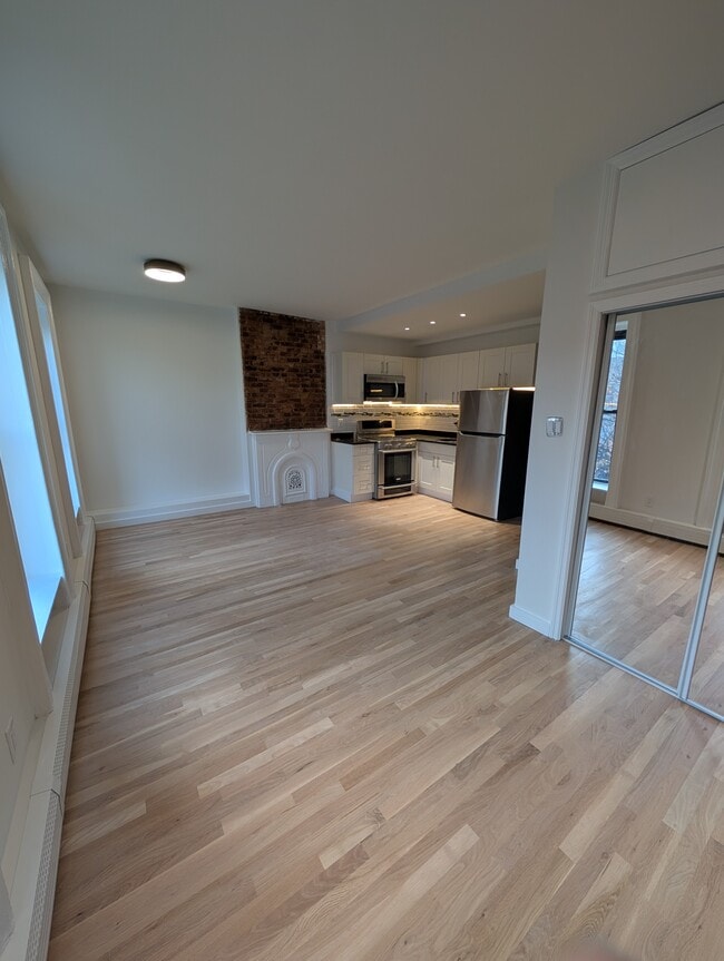 Photo - 161 Gates Ave Unit 3