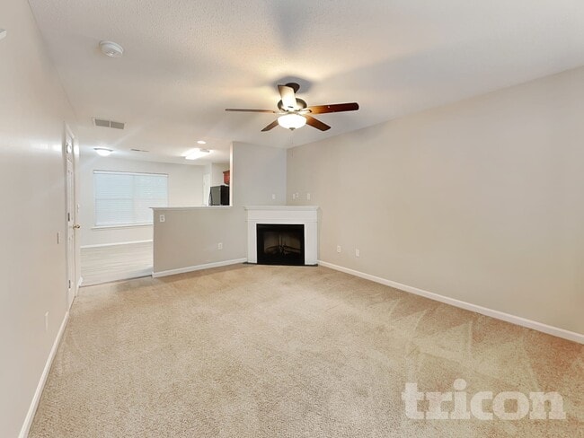 Photo - 205 Lossie Ln