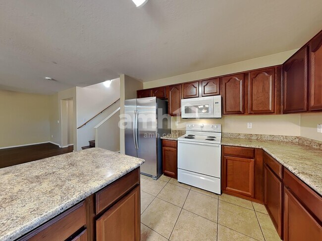 Photo - 433 E Penny Ln