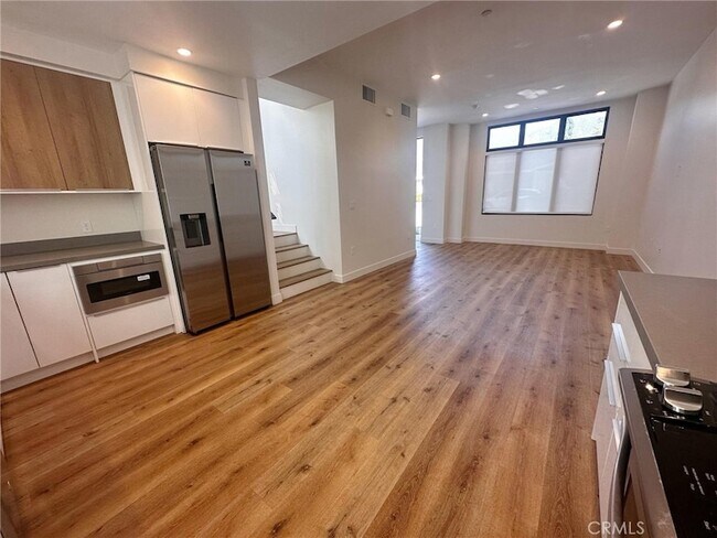 Photo - 511 N Santa Anita Ave