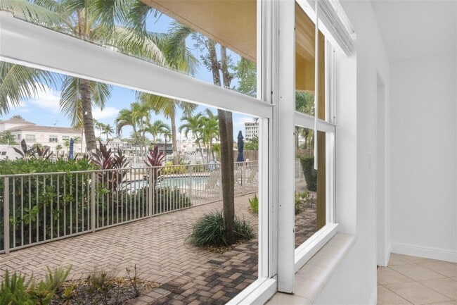 Photo - 815 Middle River Dr Unit 115