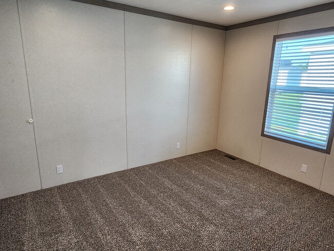 Photo - 100 W Arizona