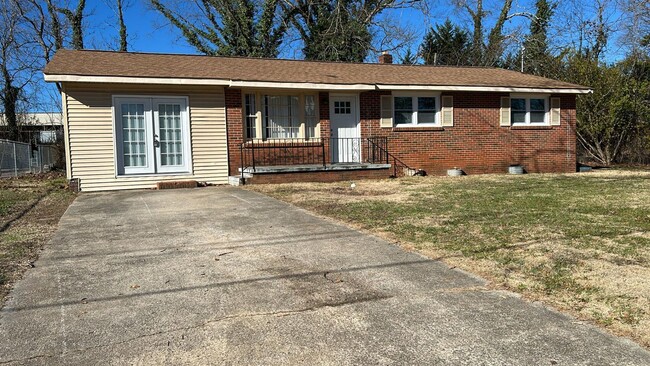 Building Photo - 207 W Belvedere Rd Rental