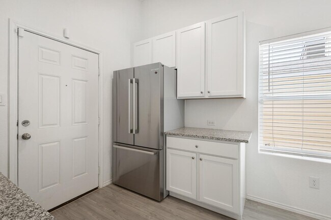 7731 Elm Bend