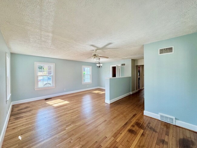 Photo - The Lifestyle YOU Deserve!
