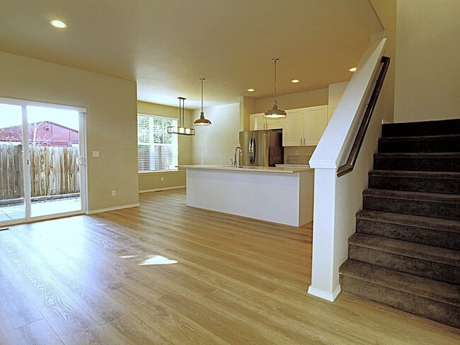 Photo - Modern 3x2.5 End Unit Townhome Retreat in NE Bend