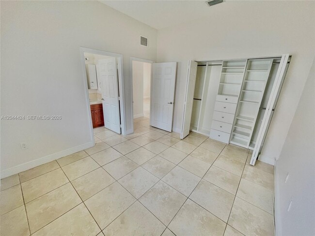 Photo - 2487 W 5th Ct