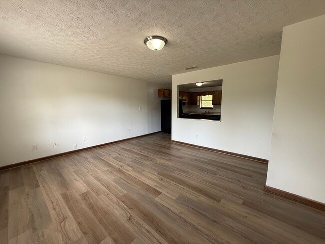 Photo - 113/115 Michele Dr Unit 113 Michele Dr