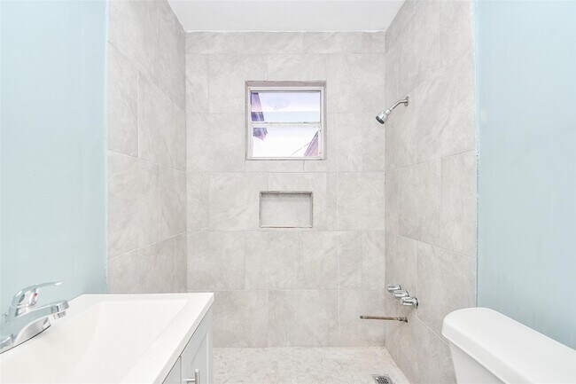 Photo - 8321 Homewood Ln
