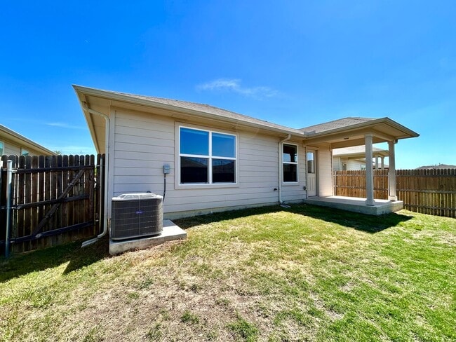 Photo - 14104 Macquarie Dr