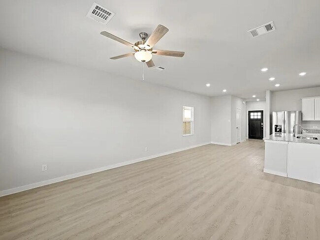 Photo - 17119 King Eider Rd