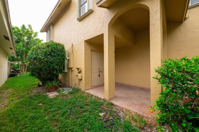 Photo - 2379 NW 33rd Terrace