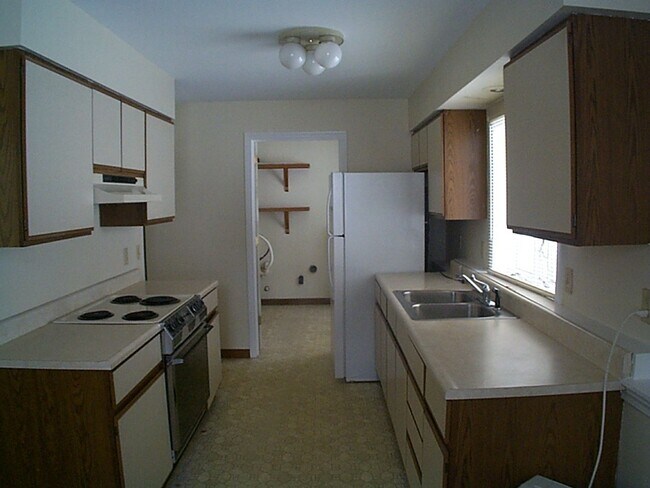 Photo - McAleer Unit 1