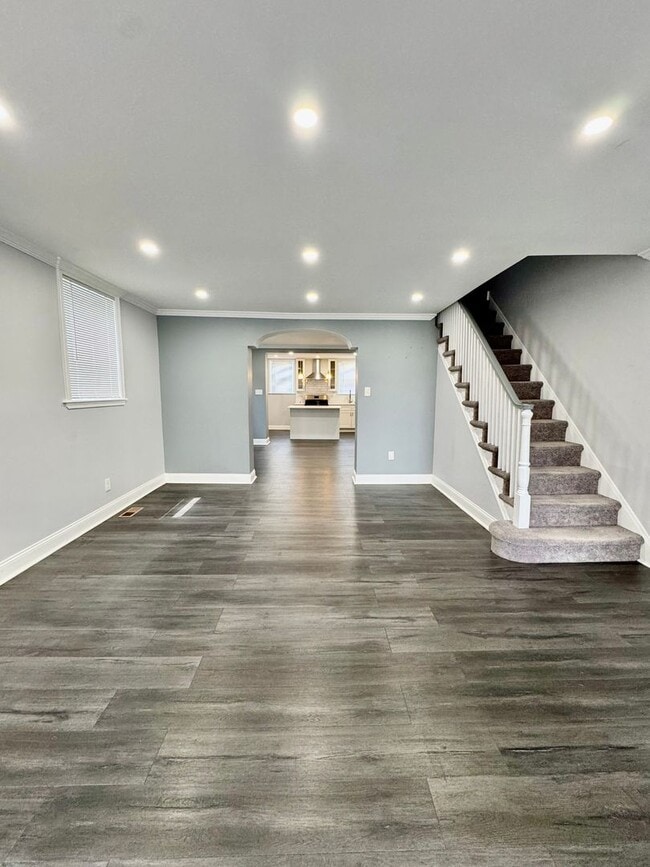 Updated 3-Bedroom Home with Garage in Ceda... - Updated 3-Bedroom Home with Garage in Ceda...