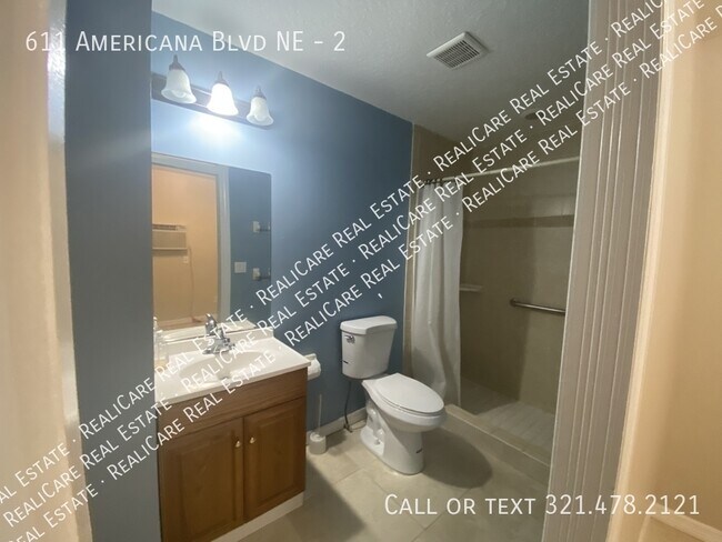 Photo - 611 Americana Blvd NE