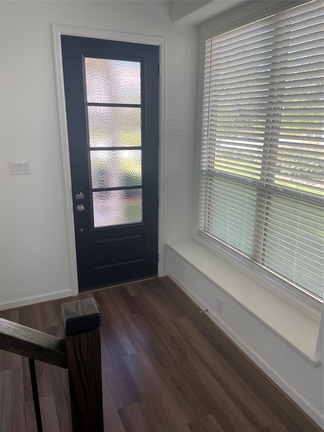 Photo - 621 Aspen Falls Ct