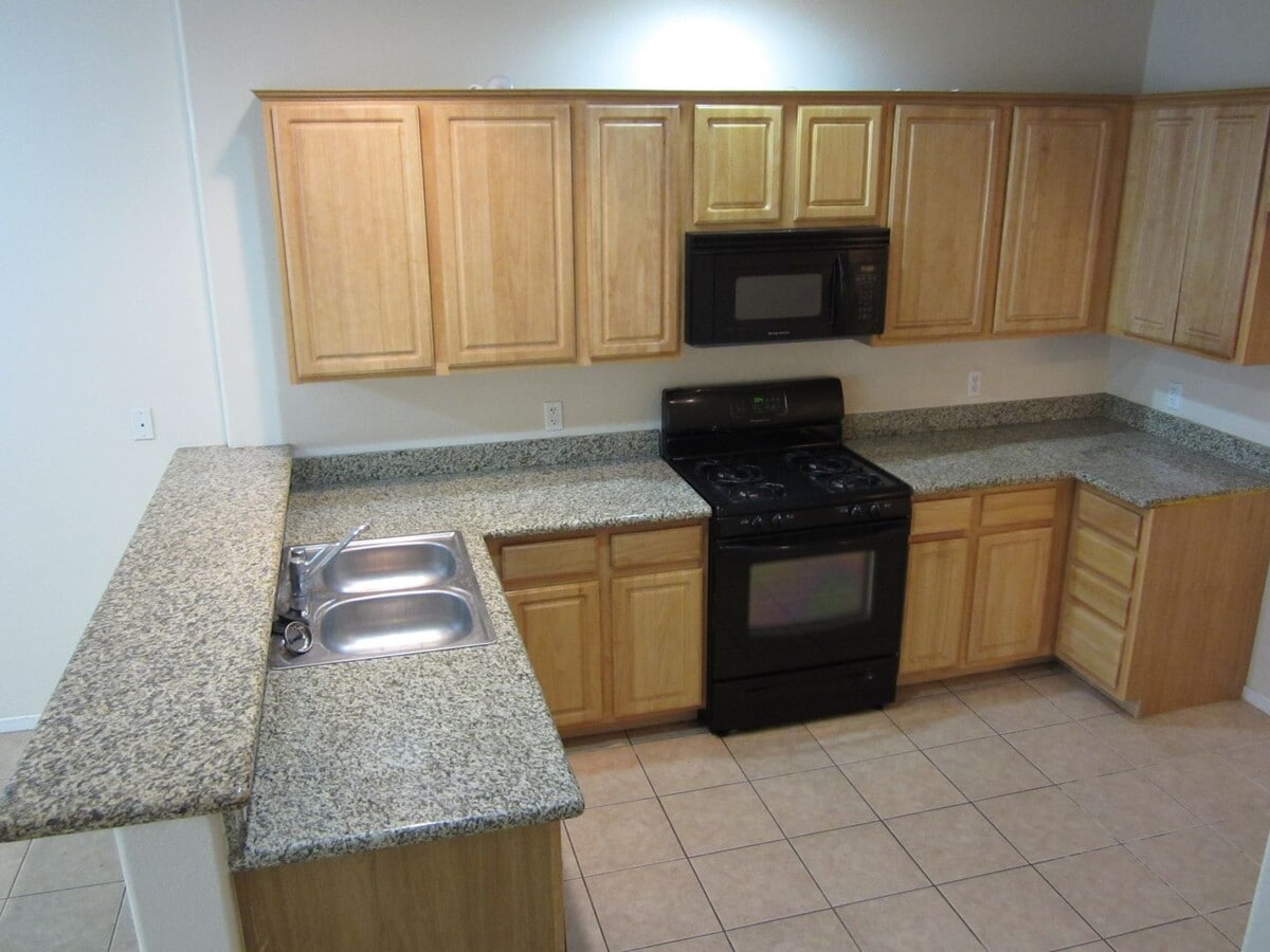 Photo - Luxury 2 Bedroom Townhome! 2 car Garage!