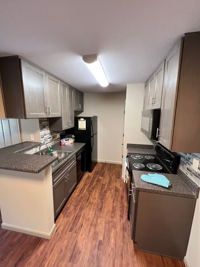 Photo - Colonies Landing Apartments