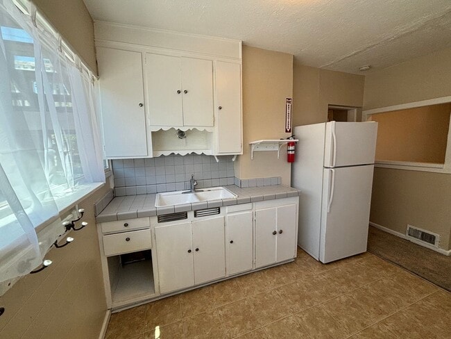 Building Photo - 1631 S 500 E Unit 2