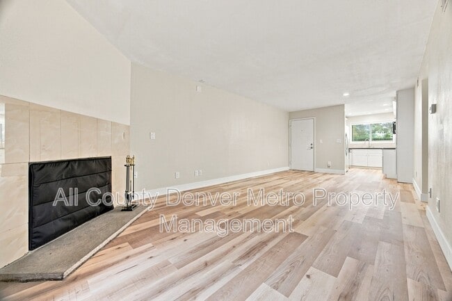 Photo - 433 Wright St