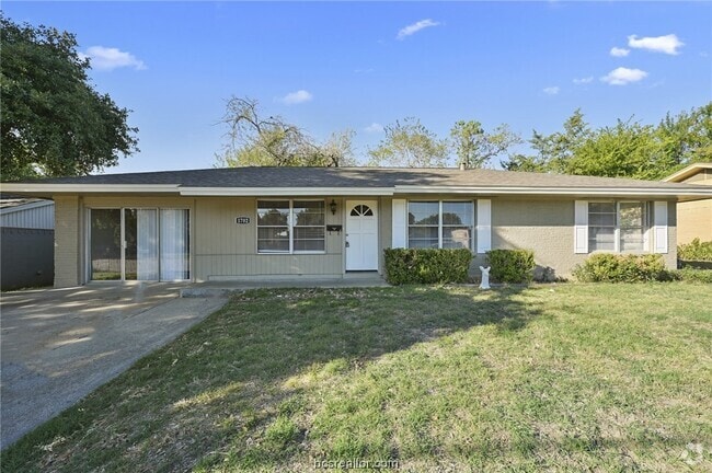 Building Photo - 1702 E William Joel Bryan Pkwy Rental