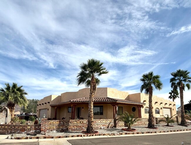 Building Photo - 14341 E 54th St