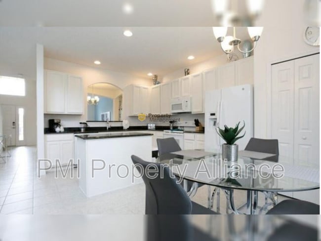 Photo - 2149 Crofton Ave
