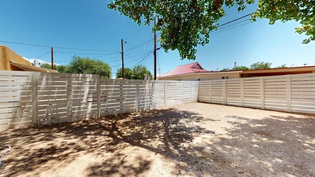 Photo - 1207 Barelas St SW Unidad C