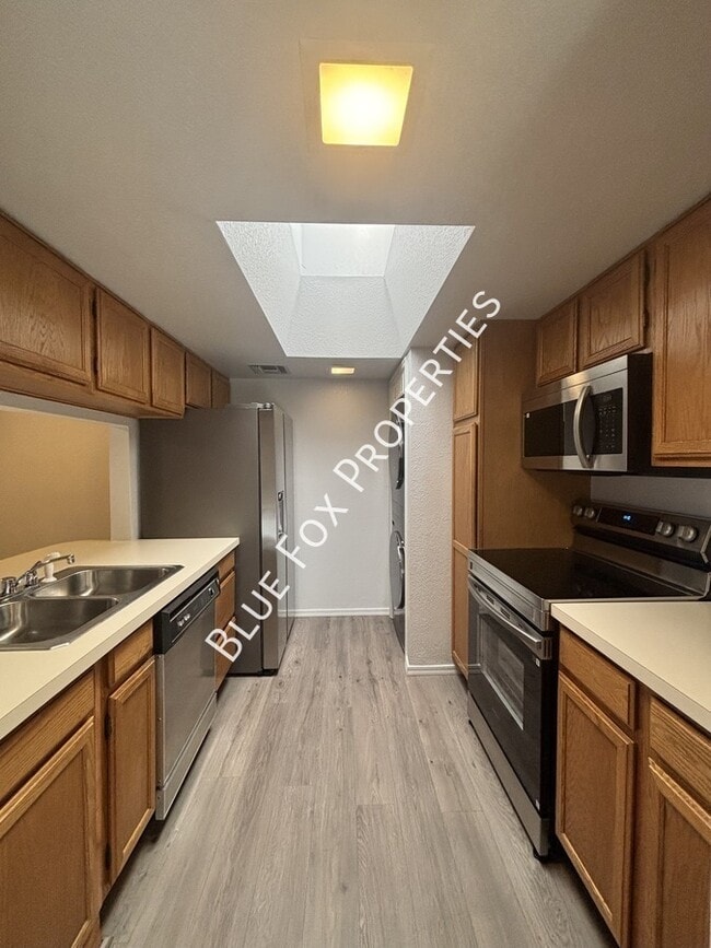 Photo - 1721 W Dalehaven Cir