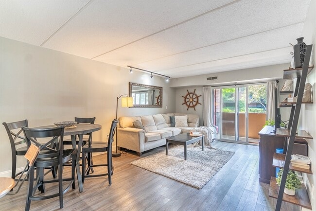 Photo - 144 Marble St Unit 103