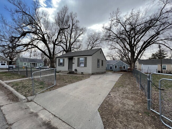 Photo - 1602 Patton Ave