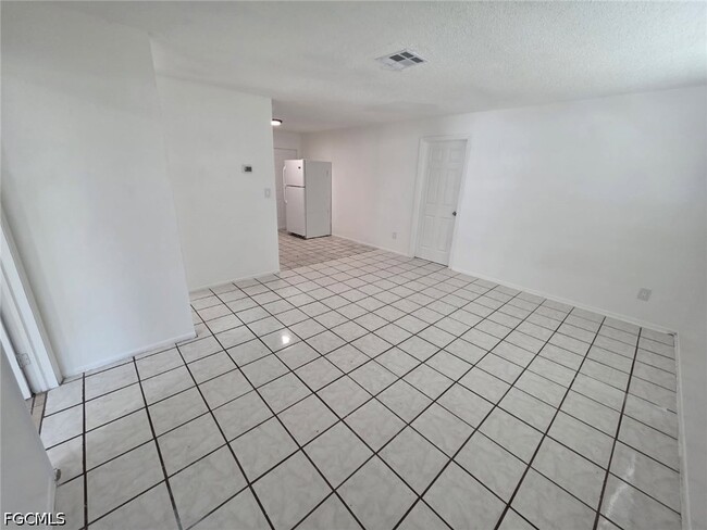 Photo - 5426 Sago Ave