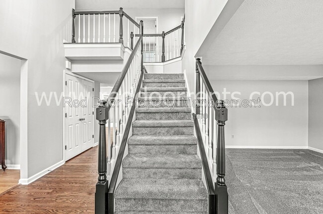 261 Wyndotte Dr